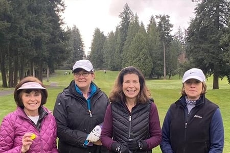 group photo of female golfers