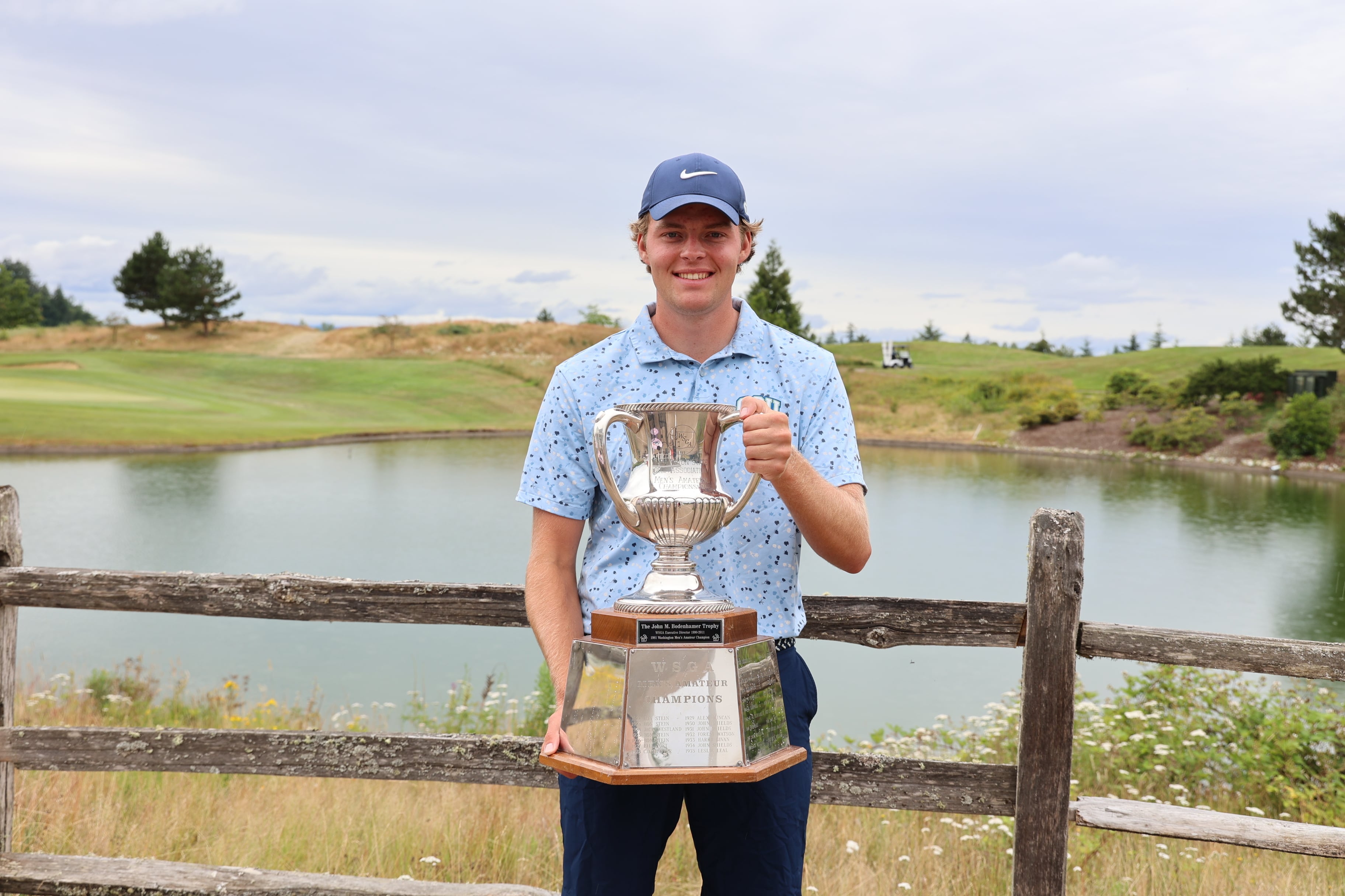 Bradley Mulder goes wire to wire to win 105th Washington Men’s Amateur