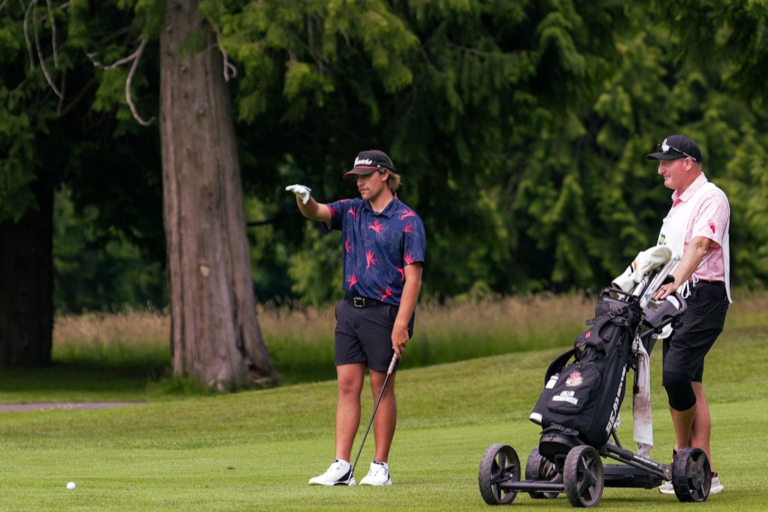 Hodgkinson hangs tough, leads outright at Washington Men's Amateur