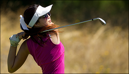 Local Favorite Lee Upsets Curtis Cup Player Park at WAPL