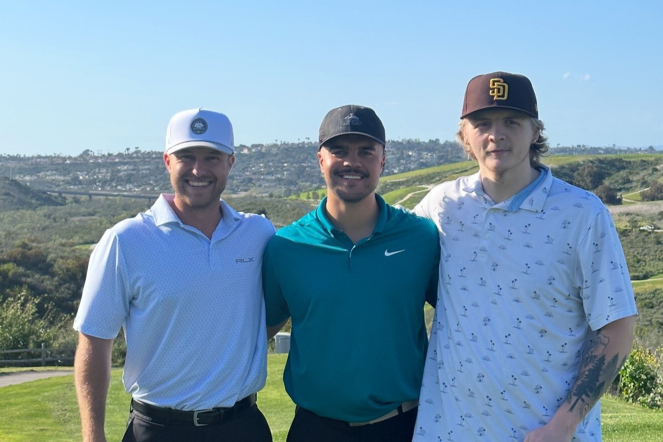 Golfers running in Seattle Marathon to raise funds for WA Golf Youth on Course