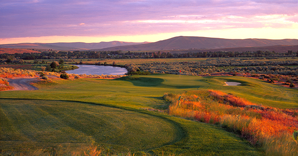 Governor Inslee announces the state’s golf courses can reopen on May 5