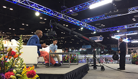 Washington junior Zach Huang featured on Golf Channel's Morning Drive