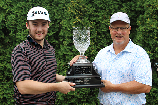 Alec (left) and Brian Bergstrom