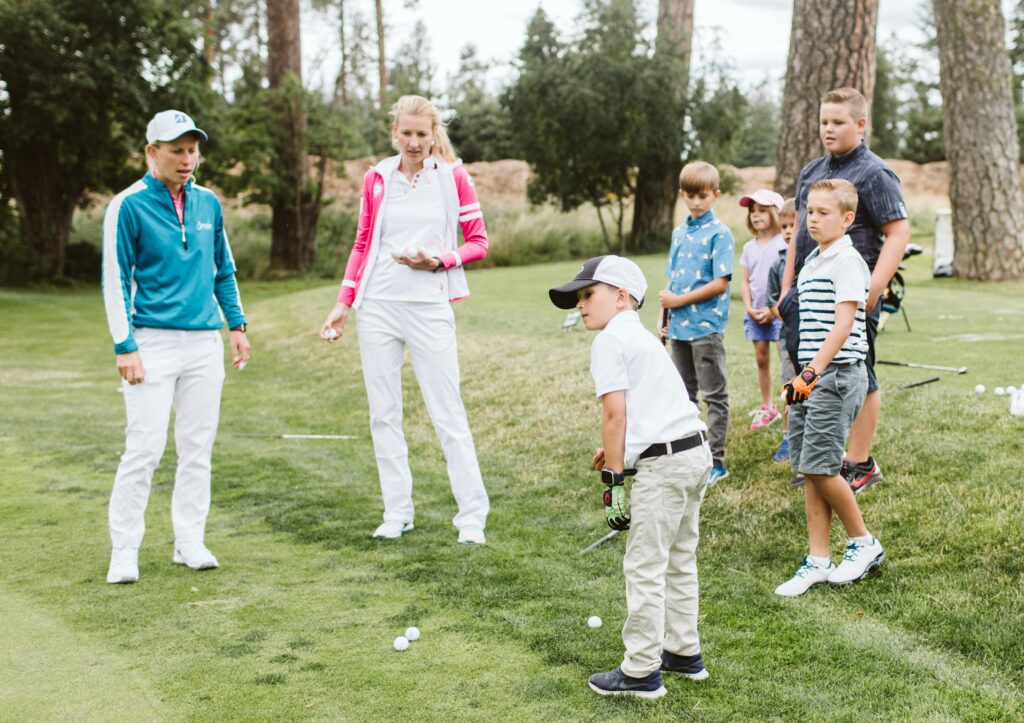 Sisters Launch Coaching App Washington Golf (WA Golf)